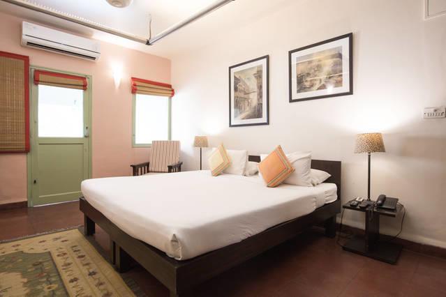 G 49 Bed & Breakfast Nueva Delhi Exterior foto