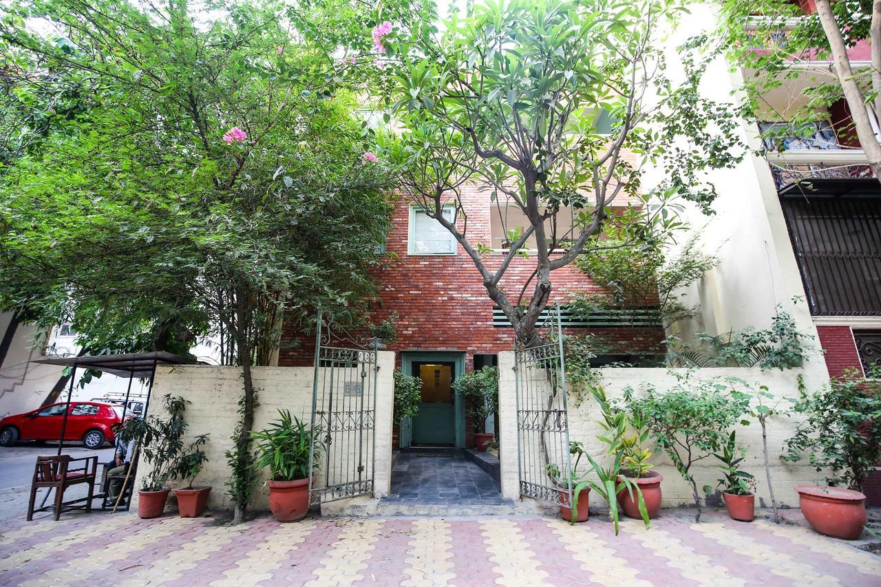 G 49 Bed & Breakfast Nueva Delhi Exterior foto